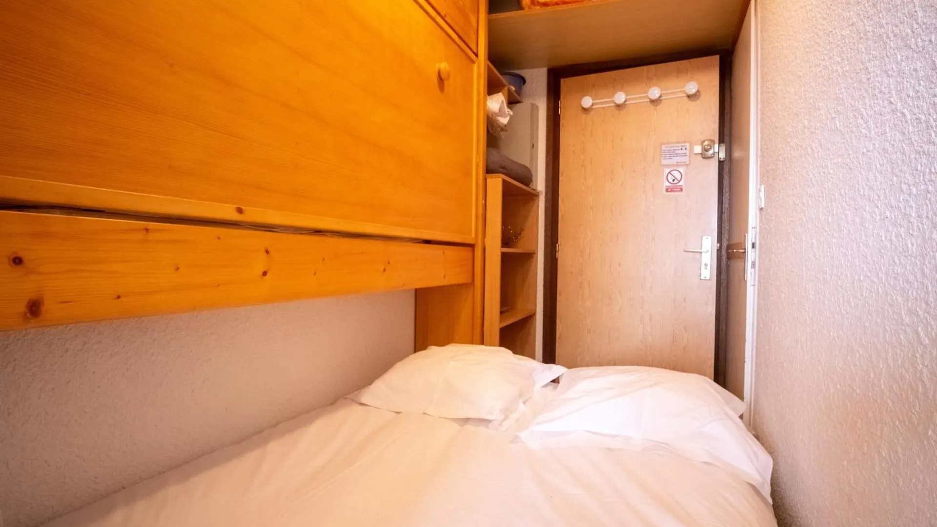 Studio De La Trafolee - Welkeys Huez 0*,  France